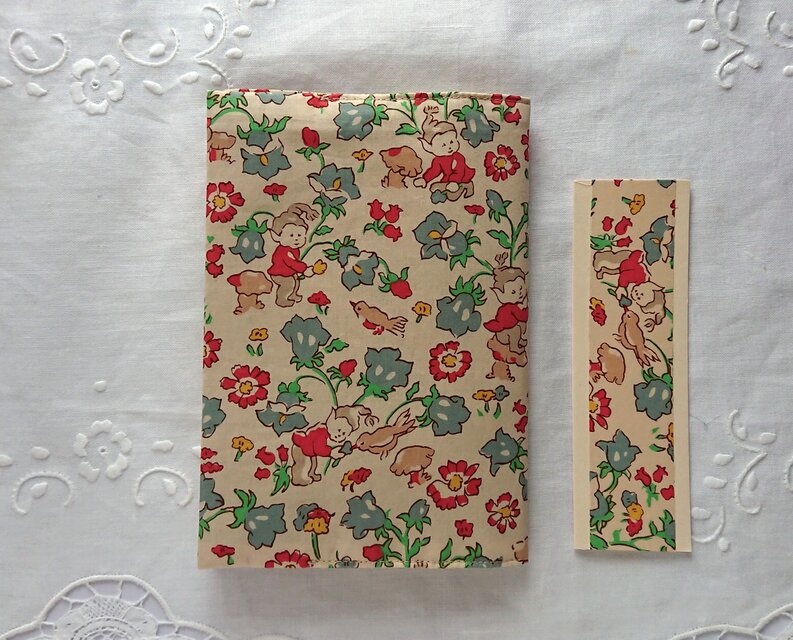 リバティプリント 文庫用(Rivendell)