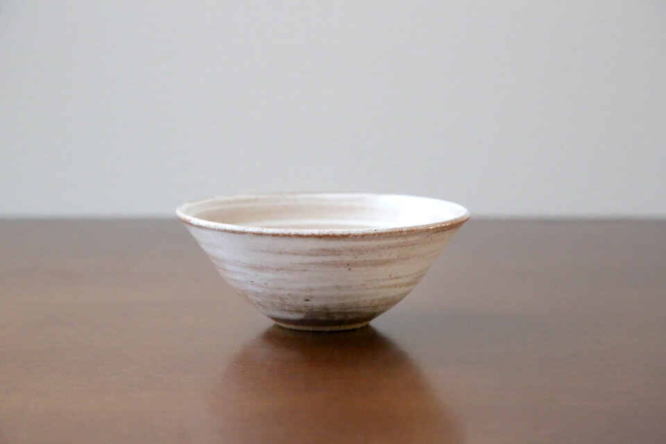 粉引 刷毛目模様の飯碗 ＊ １