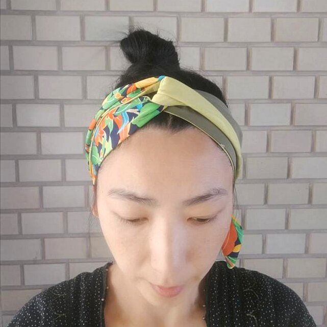 ヴィンテージきもの　ヘアアクセサリー　ひらりと舞う葉っぱのパレット　6way☆まきまきターバン　