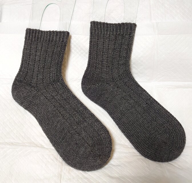 手編み靴下 REGIA 温度調節機能糸