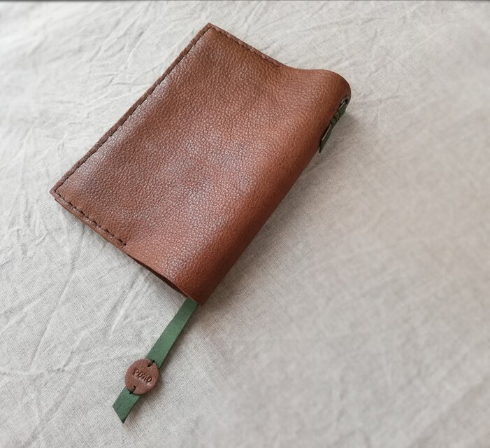 ブックカバー　オイルシュリンクレザー　オークグレー