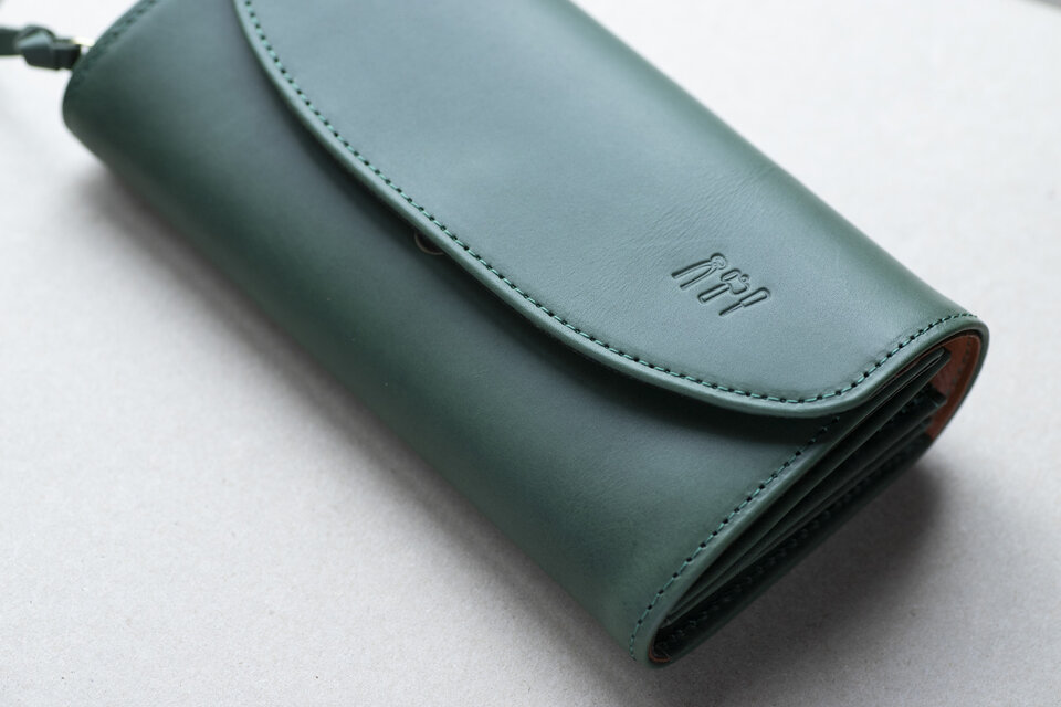 【サマーセール】ADMJ ★二つ折り財布 オリーブグリーン JALUX STYLE GLENCHECK/財布/二つ折り財布｜JAL Mall｜ショッピングで