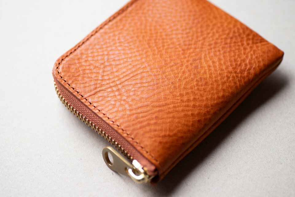 多機能スマートウォレット　L字ファスナー財布　ミニ財布　牛革　ミネルバボックス　キャメル　aw-27mb