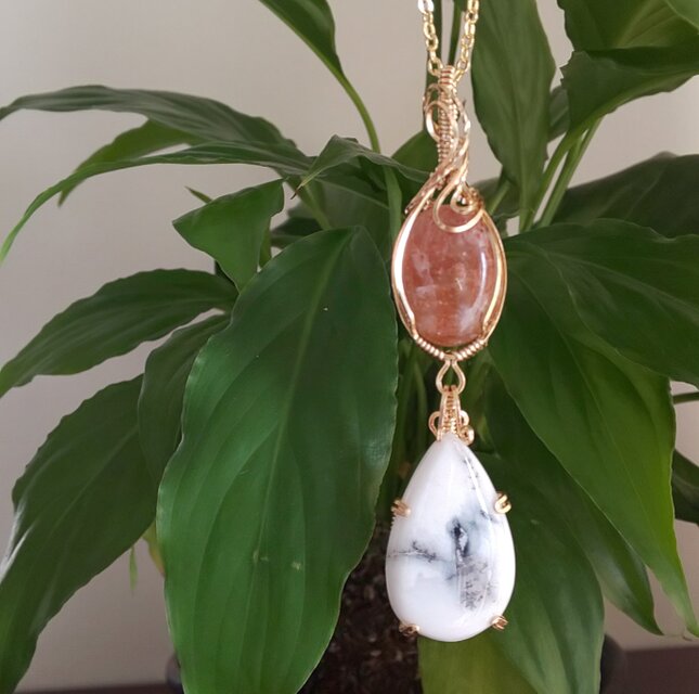 K14gfサンストーン&デンドライトオパール＊ワイヤーアートペンダントトップ☆