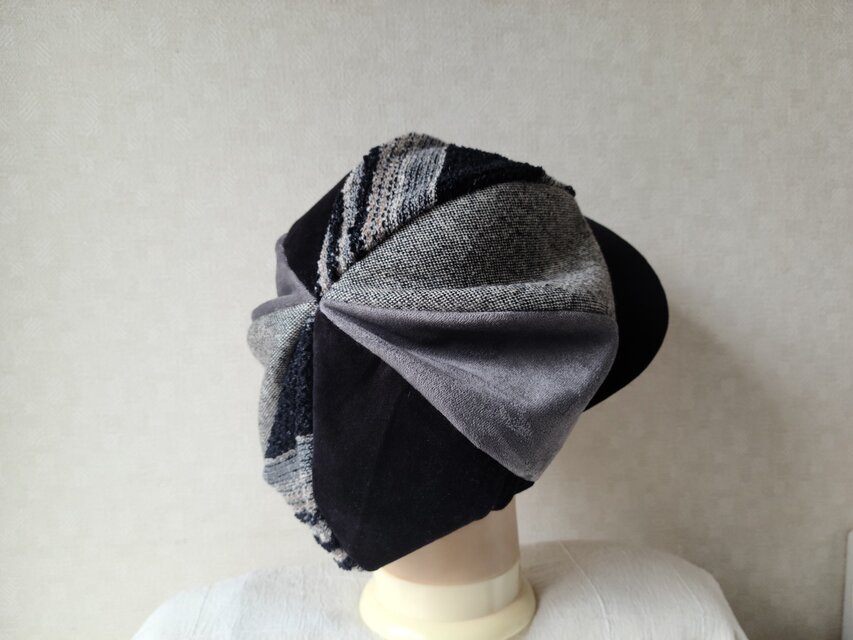 魅せる帽子☆ふんわり♪大きめグラデーションキャスケット～ライトモノトーン