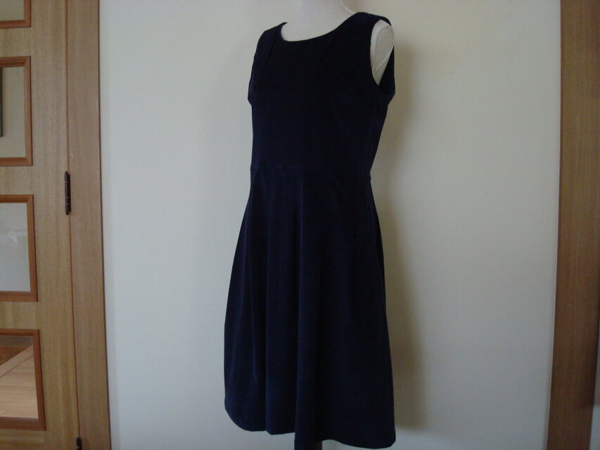 「きちんとシルエット＊ノースリーブワンピース」