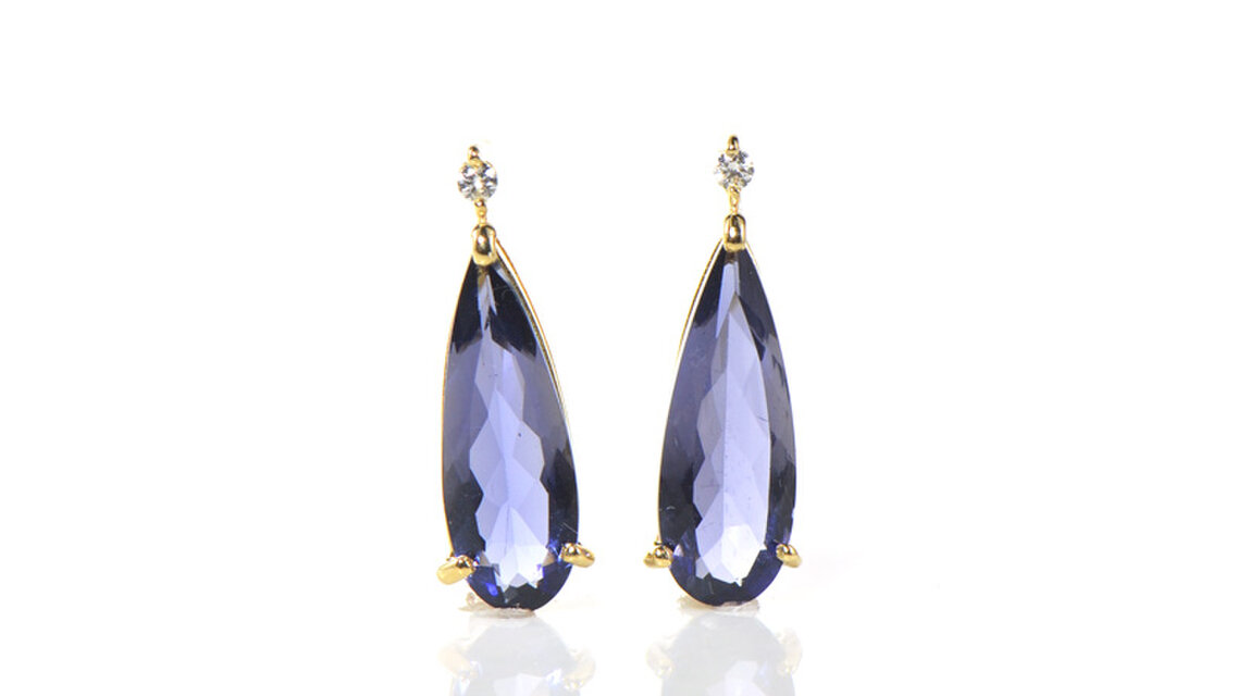 K18  アイオライト ダイヤ ピアス BT093CI