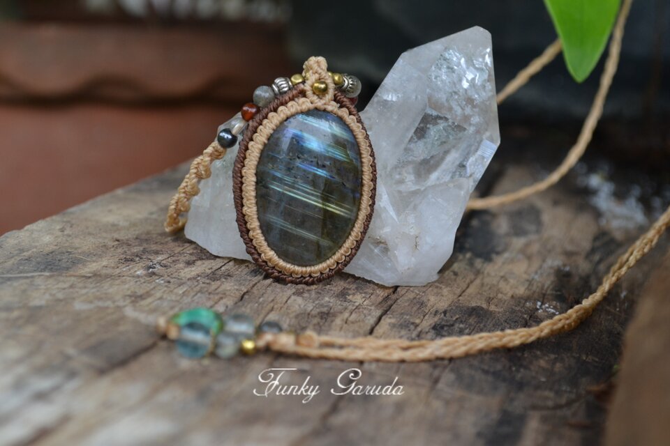 線模様 ラブラドライト マクラメ ネックレスlabb022