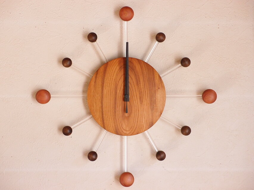 無垢の木の電波掛け時計　けやき　００８４