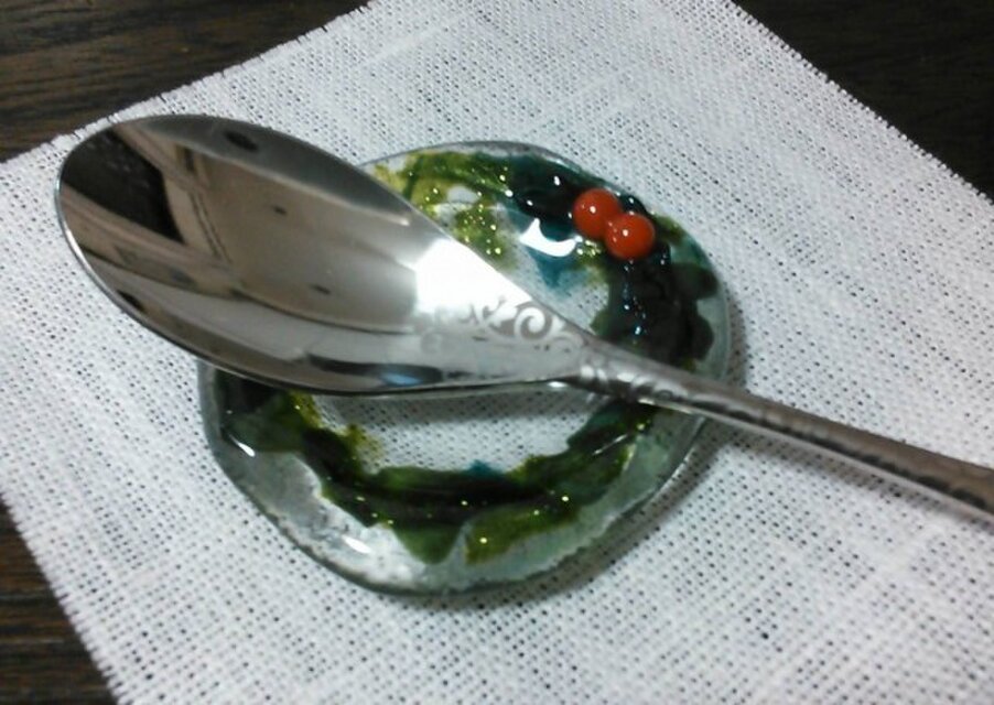 クリスマスリースのスプーンレスト１