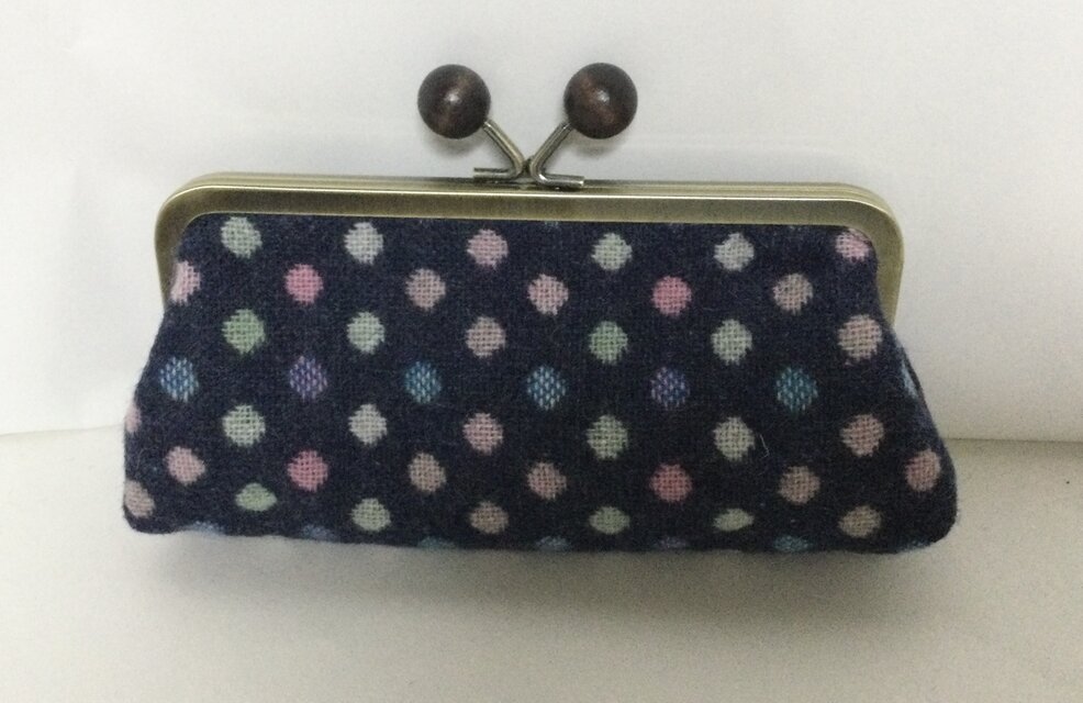 国産　尾州ウール　木玉がま口ペンケース