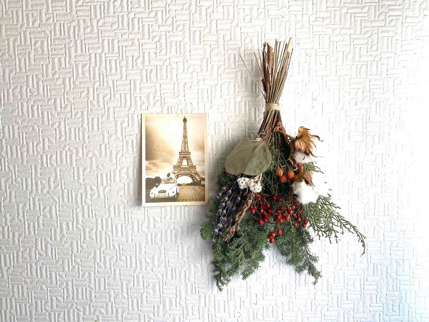 クリスマススワッグ 　ポポラス　Mサイズ　ユーカリ　ローズヒップ