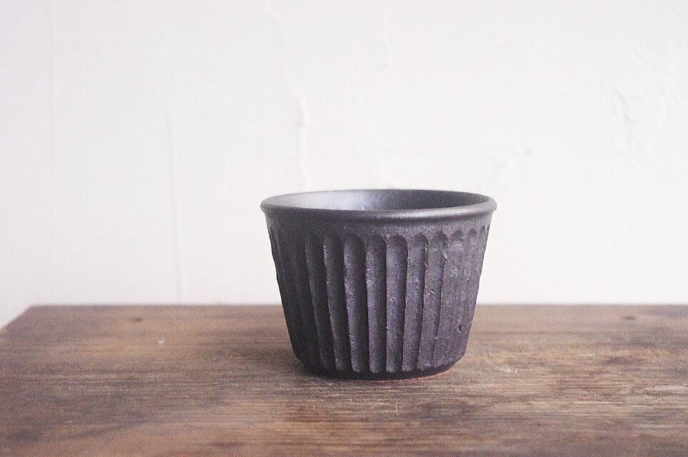 黒しのぎ　そば猪口