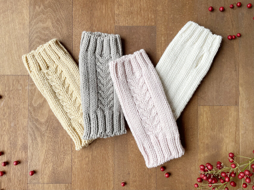 【ウール100%】アラン柄ハンドウォーマー