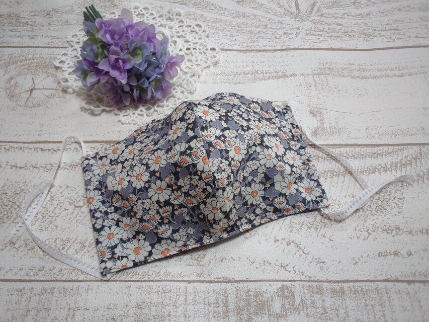 ★リバティおしゃれマスク＊立体大人サイズ＊洗えるマスク★