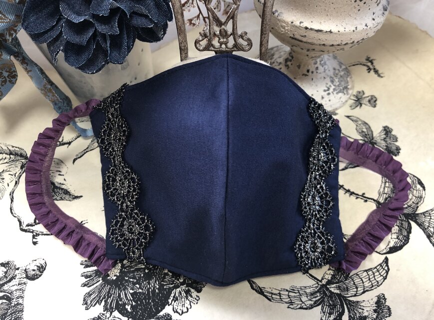 ネイビーブルーのマスク　おしゃれマスク