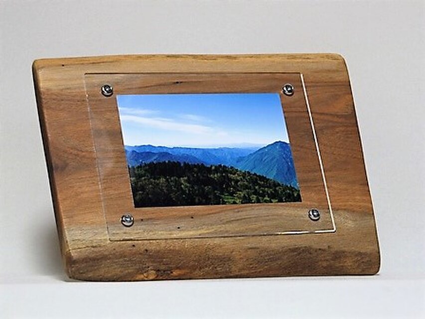 おしゃれな木のフォトフレーム No.10 胡桃の天然木（L-28）