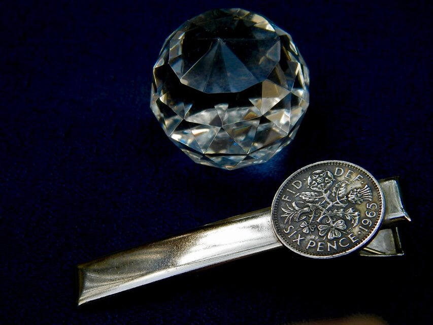 #PCB5　UK Coin Hair Clip