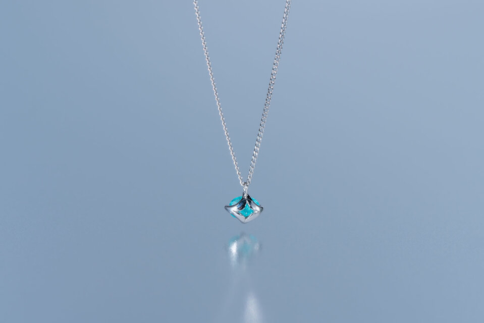 パライバトルマリンネックレス | iichi 日々の暮らしを心地よくする