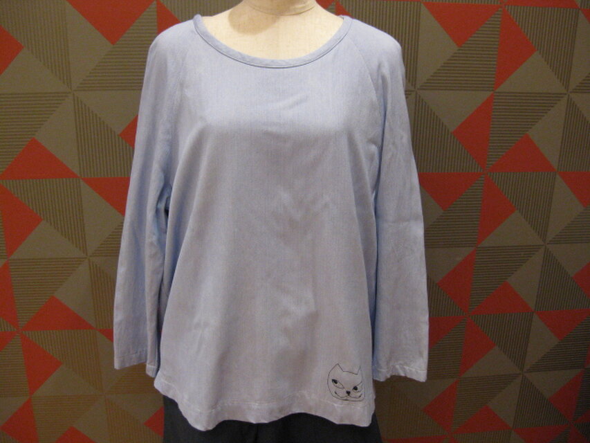 ラグラン袖プルオーバー