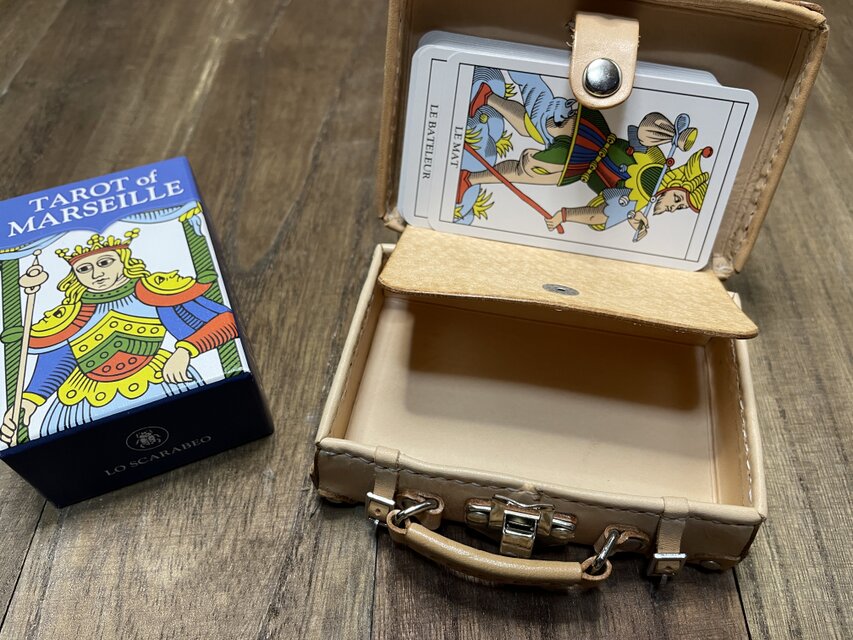 トランク型名刺入れ カードケース 黄色 トランク 風 小物 入れ