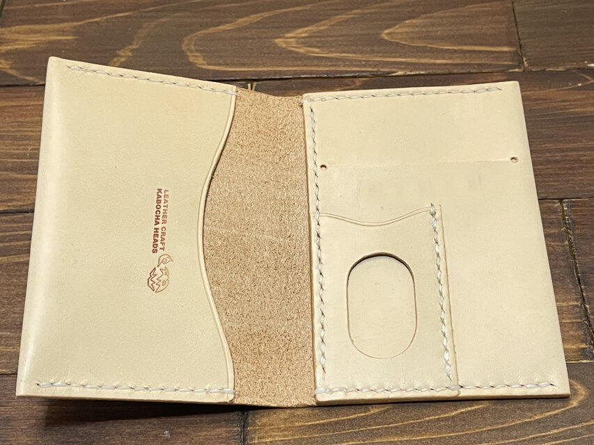 【受注制作】シンプルな二つ折りパスケース