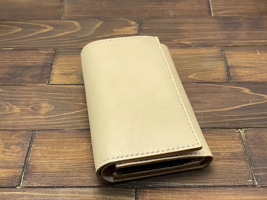 【受注制作】かぶせタイプミドルウォレット