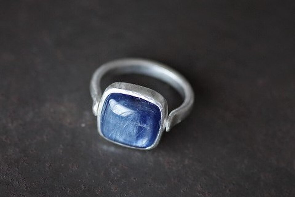 カイヤナイト　リング