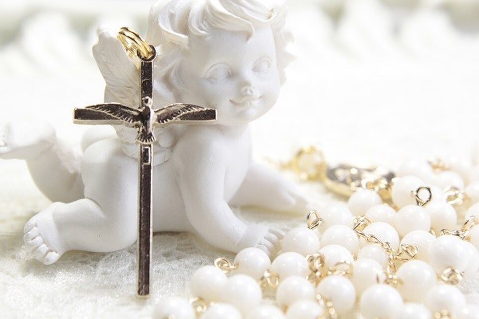 ホワイトコーラルのロザリオ（送料無料）