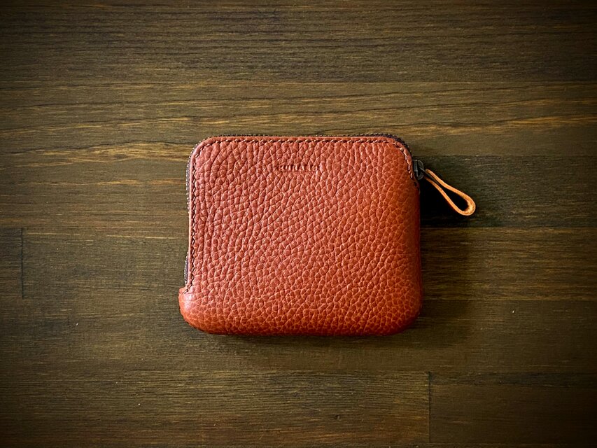 イタリアンレザー　ざっくり使えてたっぷり入るコンパクト財布