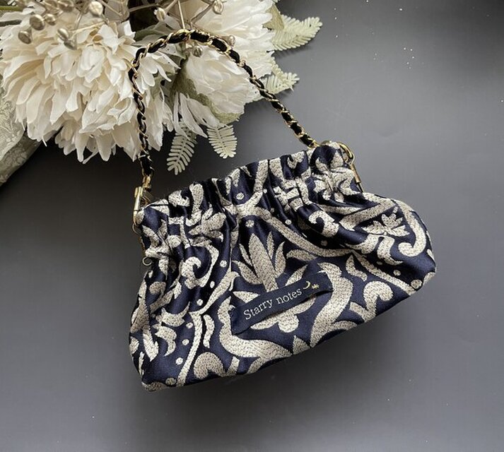 イギリスインポート生地のバネ口ミニポーチ　ミニバッグ風　