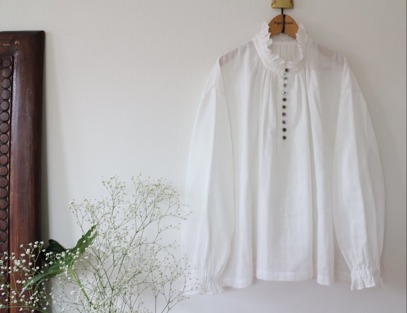 ★コットン100％　ギャザーブラウス★