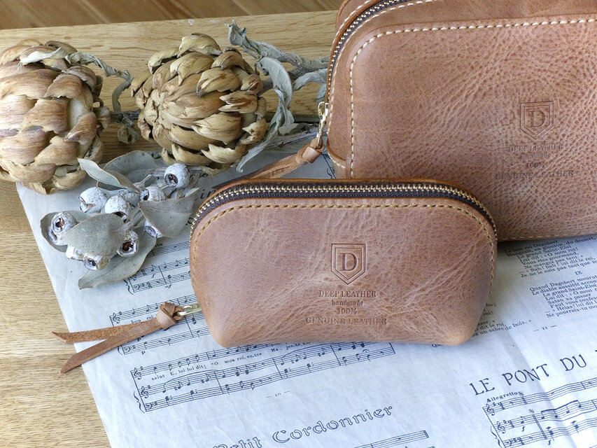 ラウンドミニポーチ／イタリア革／キャメル