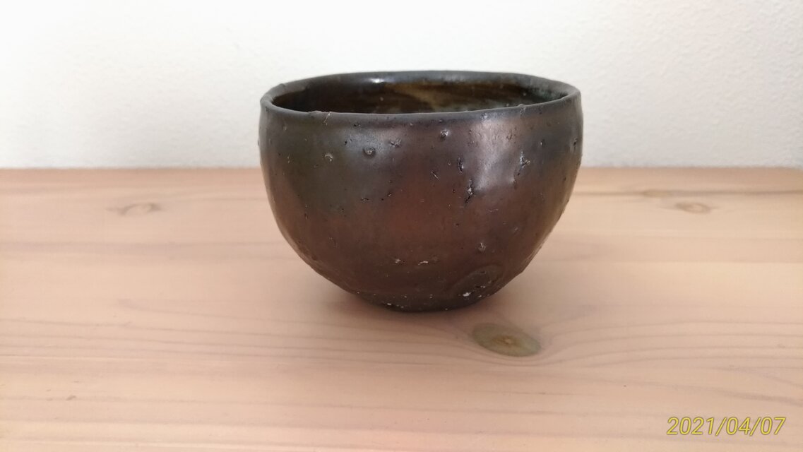 黒汲み出し茶碗