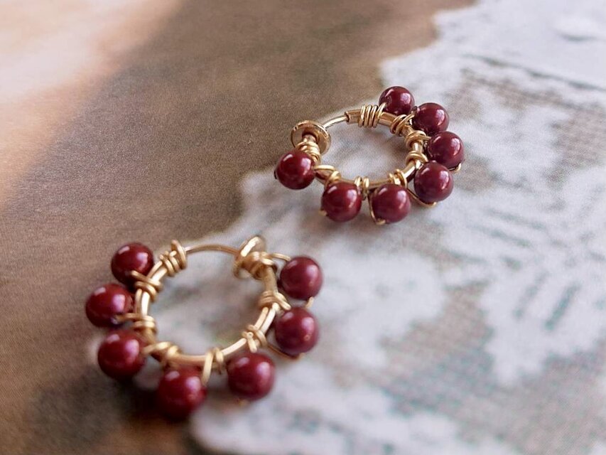 *Always*ボルドーカラーのプチパールフープイヤリング