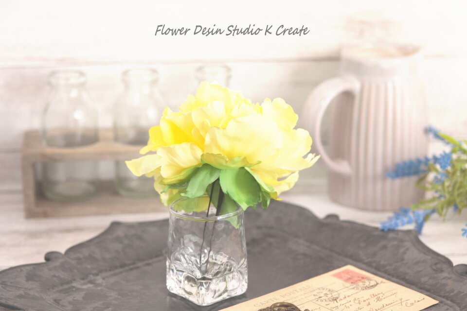 イエローのピオニーのヘッドドレス 黄色 推し活 花 発表会 髪飾り