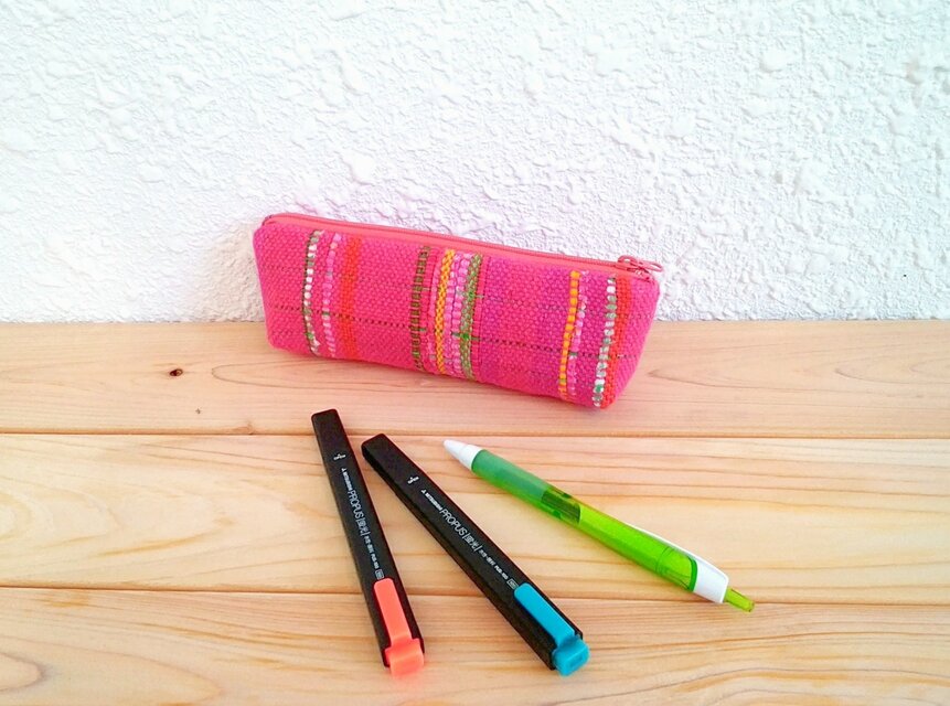 手織り裂き織りペンケース(綿100％、ピンク色、ファスナー18cm