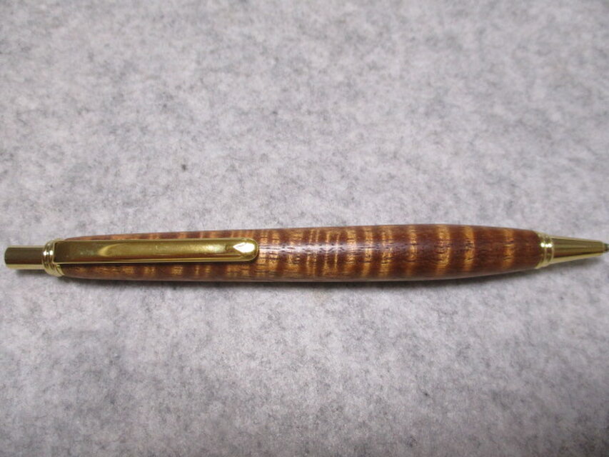 ハワイアンコア　カーリー杢　ワンピースタイプのシャープペンシル（0.5ミリ用）　希少材