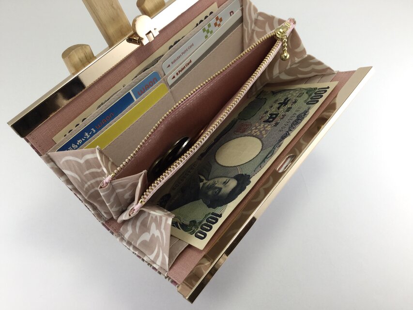 受注製作】ウサギ柄 口金 長財布 リバティプリント コットンテイル 