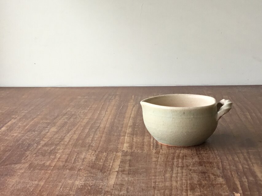 くるくる取っ手片口 M