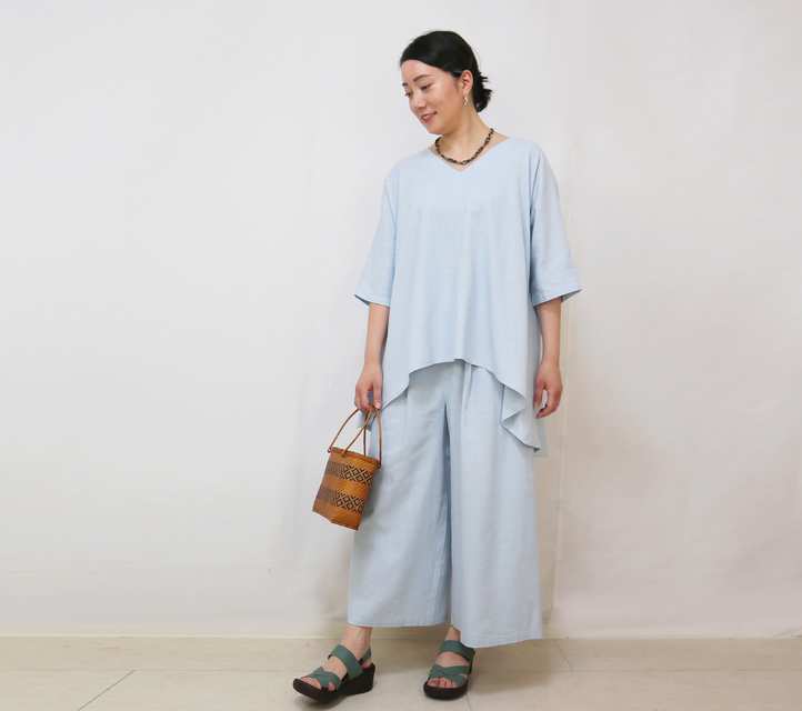 SALE☆コットンリネンのワイドパンツ、便利なトップス付き、薄い水色