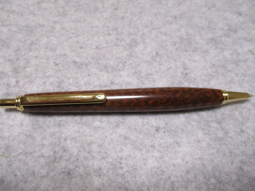 スネークウッド　ガラスコート仕上げ　ワンピースタイプのシャープペンシル(0.5ミリ用)　希少材