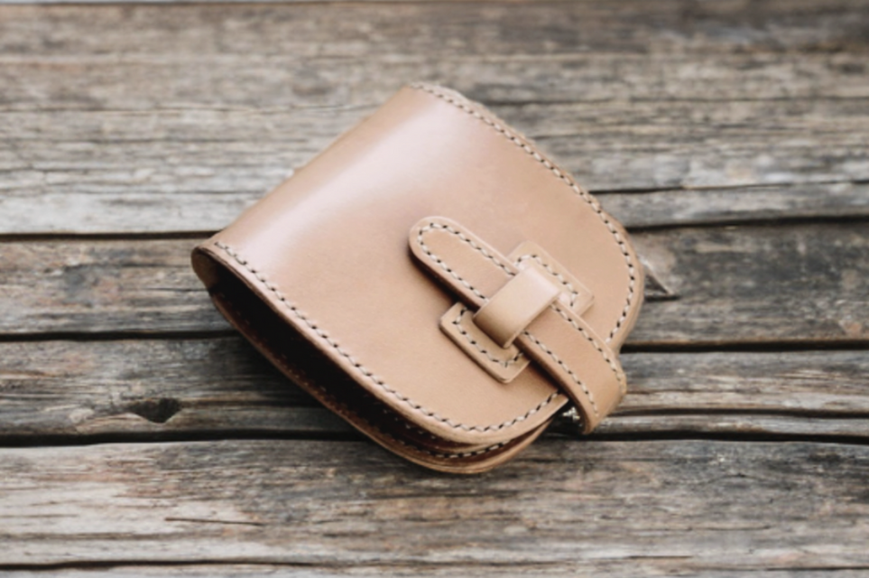 本革サドルレザーの二つ折財布【受注製作】