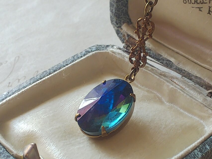 ヴィンテージ　海のような深いGreenBlue／美しいfiligree　ネックレス