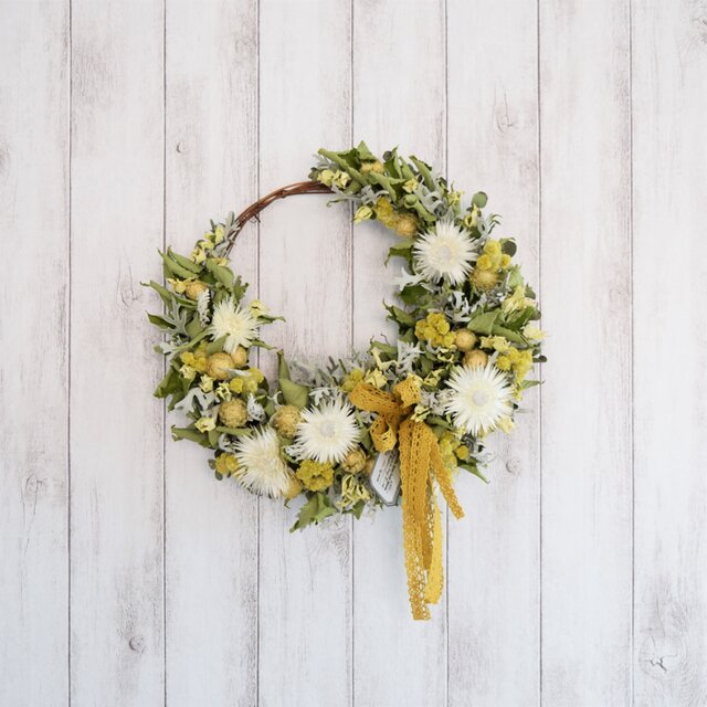 ヤマボウシ・初夏の三日月リース 　