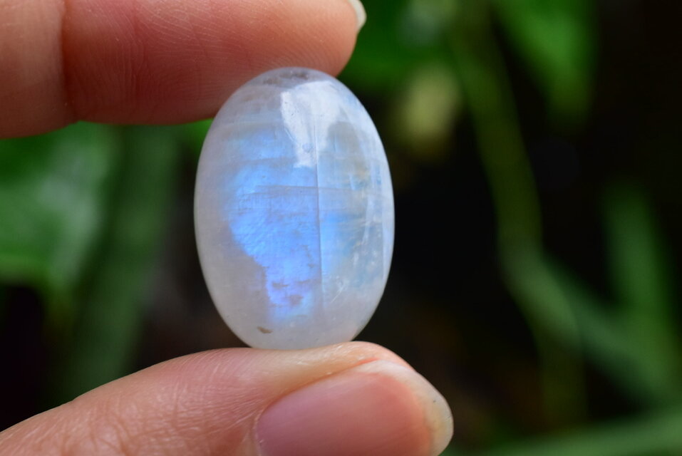 穏やかな夜月★レインボームーンストーン　ルース moon041