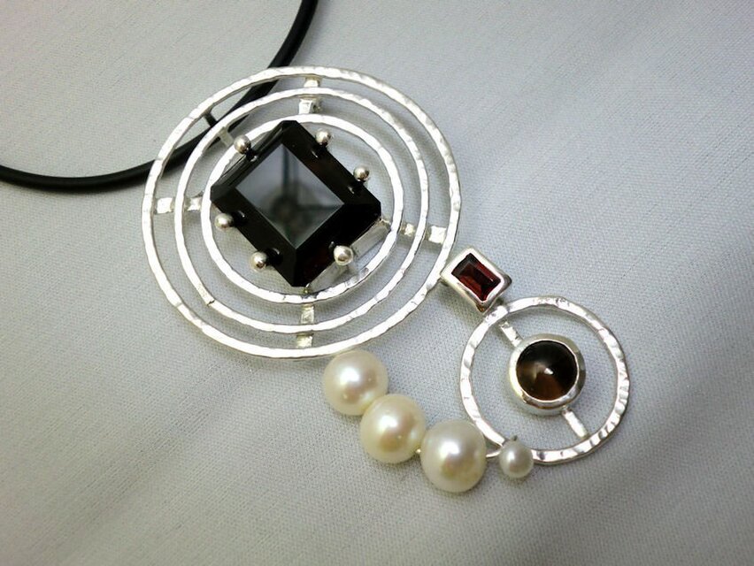 スモーキークオーツペンダント