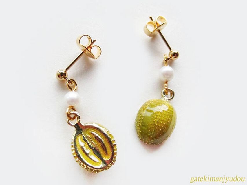 ドリアンピアス【イヤリング等変更可】