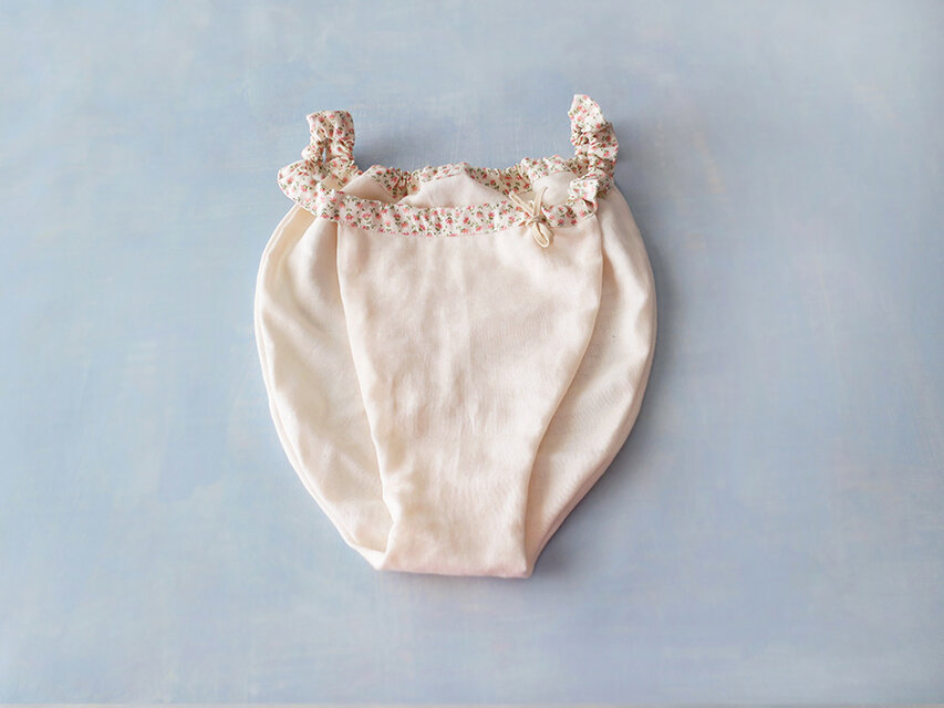 ガーゼのショーツ【バニラ×花】日本製ノンホルマリン ダブルガーゼ