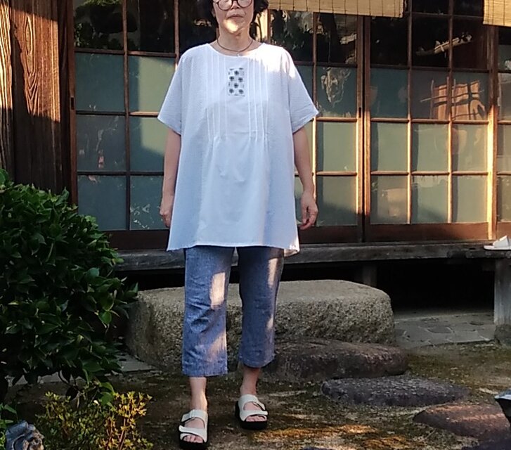 着物リメイク 古布リメイク 白絣 チュニックブラウス M109